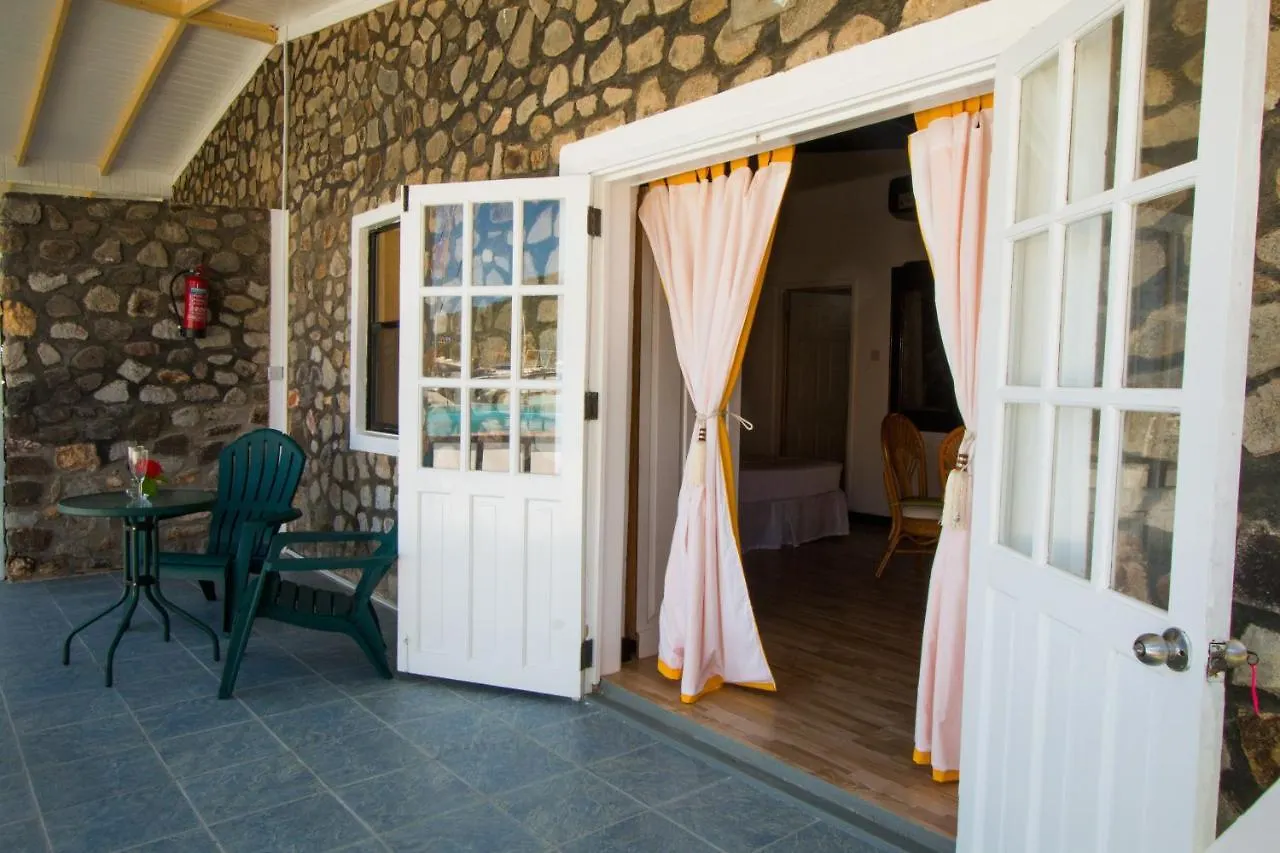 Kings Landing Hotel Cliftons