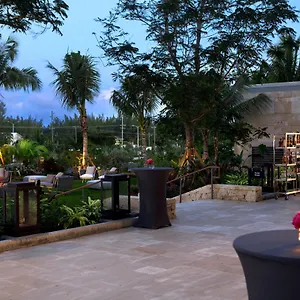 Kimpton Seafire + ***** West Bay